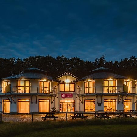 Hotel Dymnik Румбурк Екстериор снимка