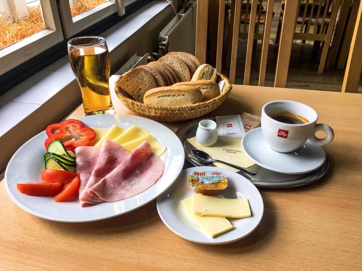 Hotel Dymnik Румбурк Екстериор снимка