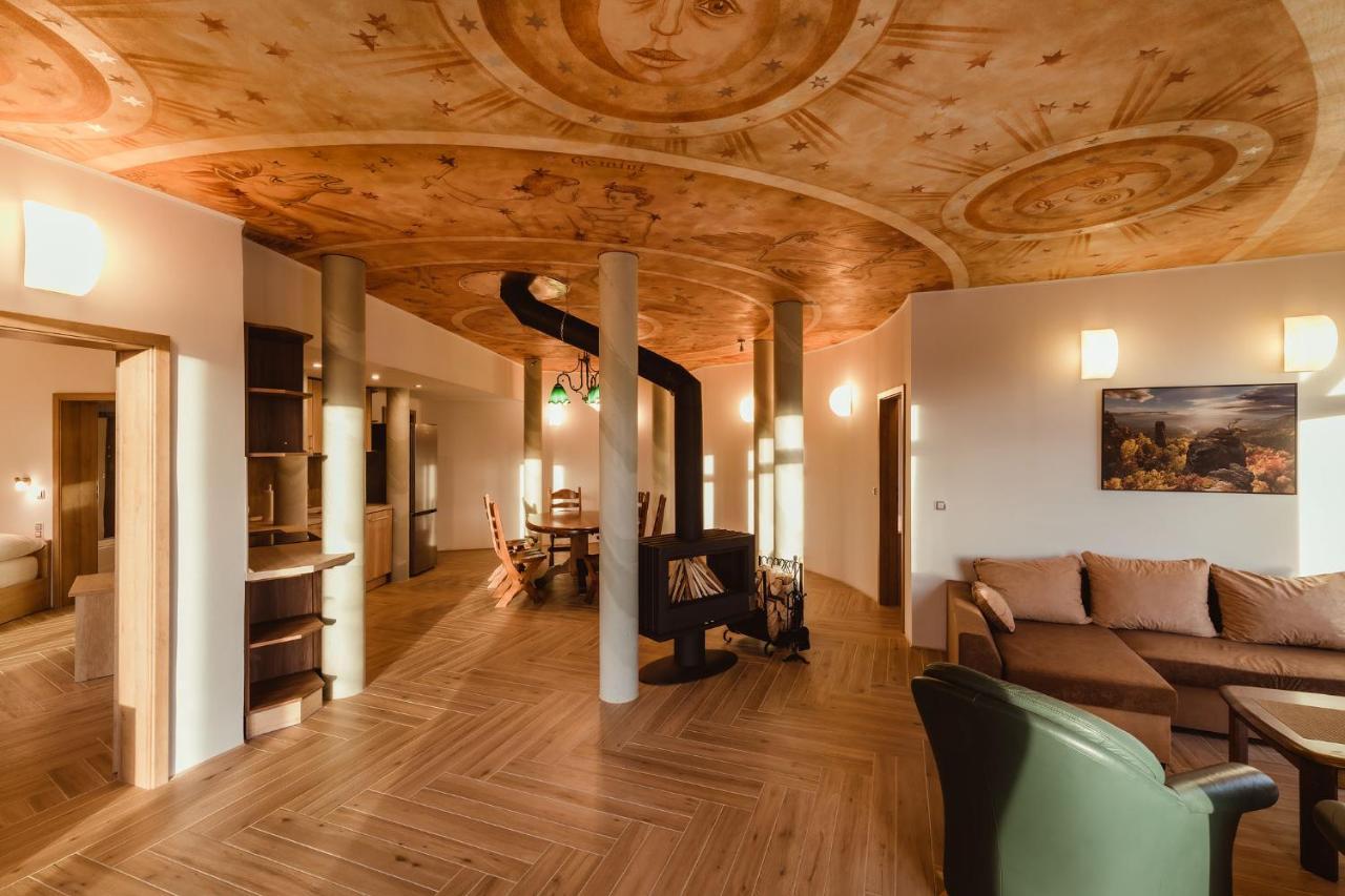 Hotel Dymnik Румбурк Екстериор снимка